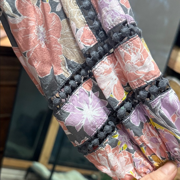 Fever Gray Blouse with Pink and Yellow Floral Design - Picture 4 of 8